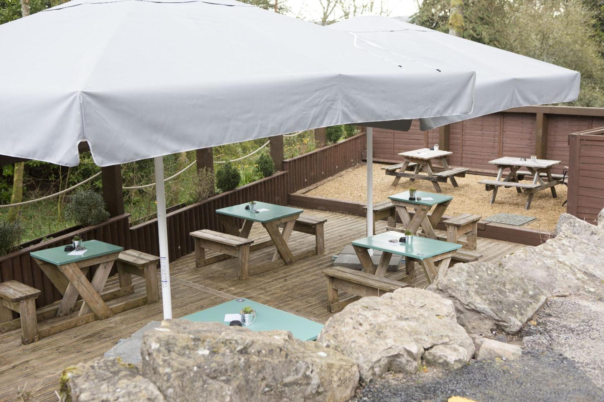 The Wheatsheaf Inn Kendal Exterior photo